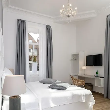 Hotel Markt 5 - Inmitten Der Lübbecker Altstadt, Kostenloser Parkplatz Direkt Am Lubbecke