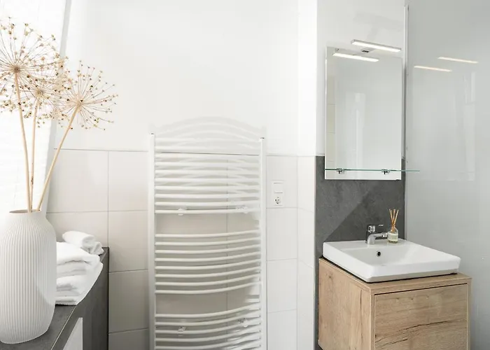 Hotell Markt 5 - Inmitten Der Luebbecker Altstadt, Kostenloser Parkplatz Direkt Am