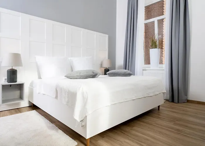 Markt 5 - Inmitten Der Luebbecker Altstadt, Kostenloser Parkplatz Direkt Am Hotell Lubbecke