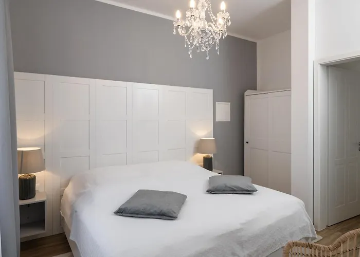 Markt 5 - Inmitten Der Luebbecker Altstadt, Kostenloser Parkplatz Direkt Am * Lubbecke